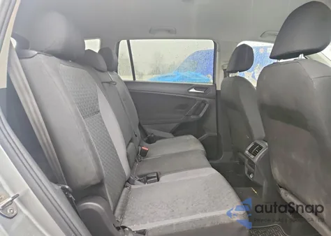 2019 Volkswagen Tiguan S z USA, uszkodzony, nr VIN 3VV0B7AX2KM084113